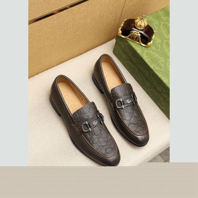G*u*i leather shoes